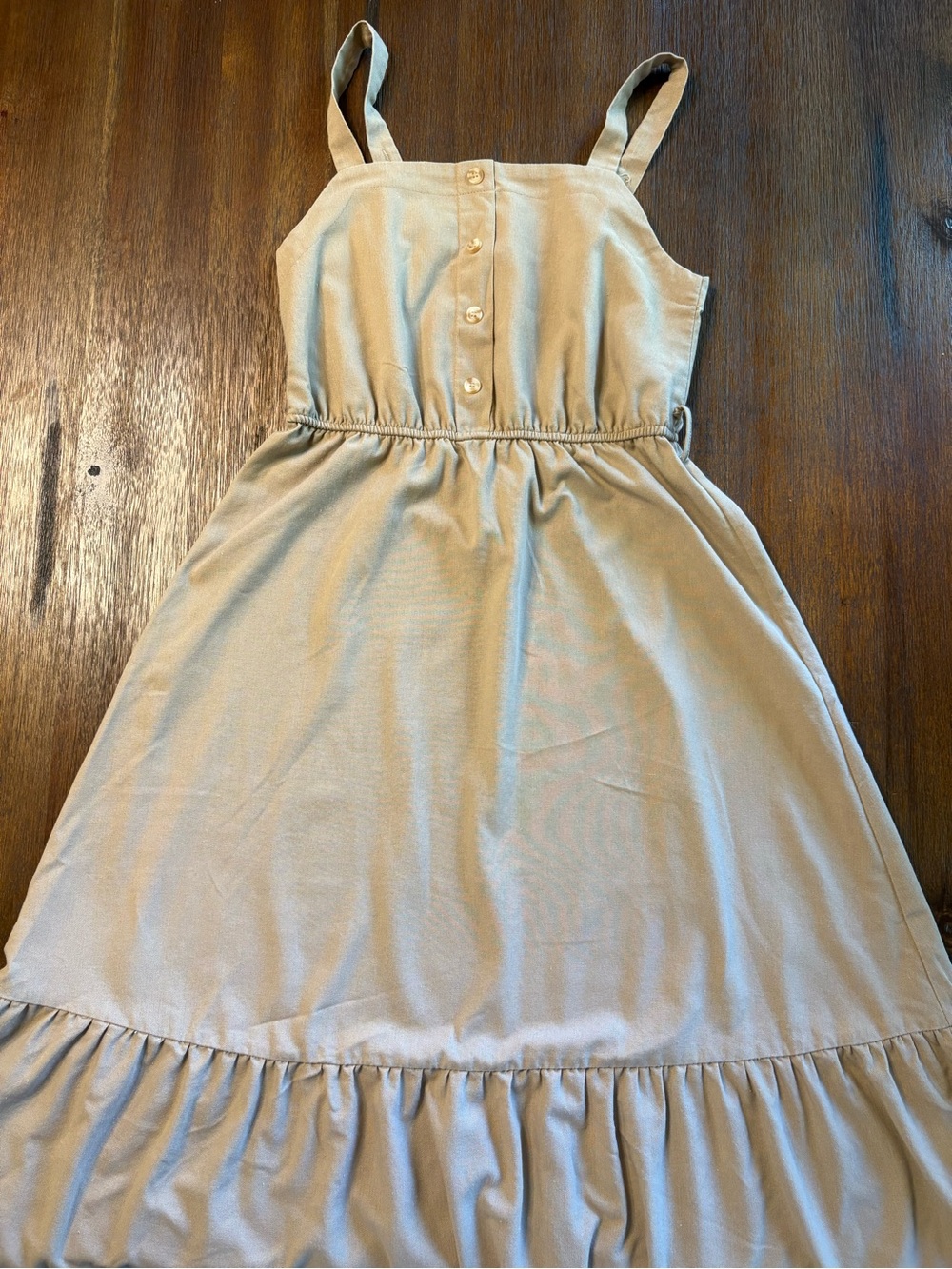Women’s Beige Tiered Button-Front Sundress